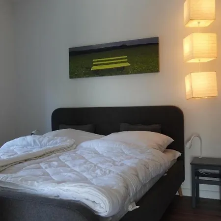 Suutje Lejlighed Damp